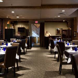 Vons Steakhouse and Oyster Bar