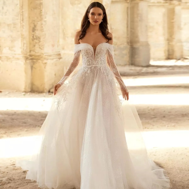 6 Wedding Dress Trends for 2022 to Know Now