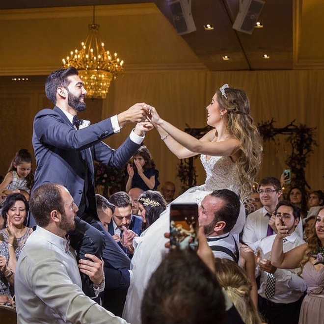 circle dance at Jewish wedding