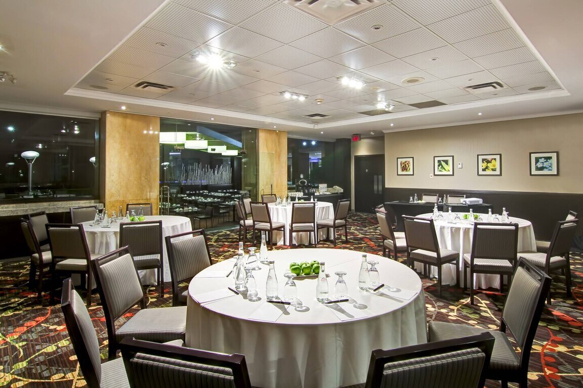 Delta Hotels Toronto East