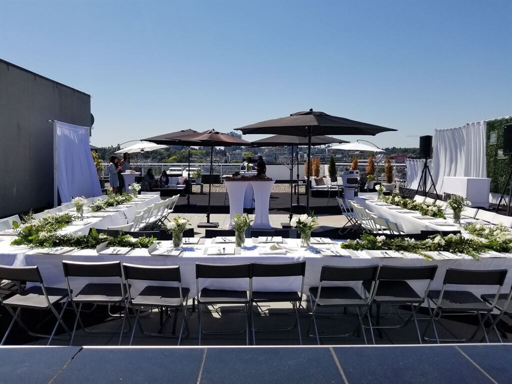 Penthouse Event Suite - Venue - Vancouver- Weddinghero.ca