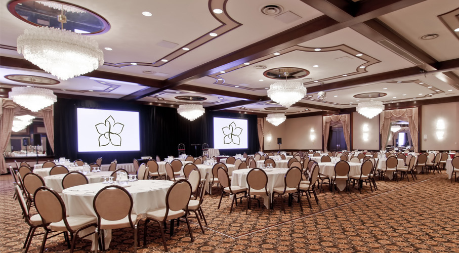 Chateau Lacombe Hotel