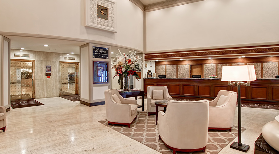 Chateau Lacombe Hotel