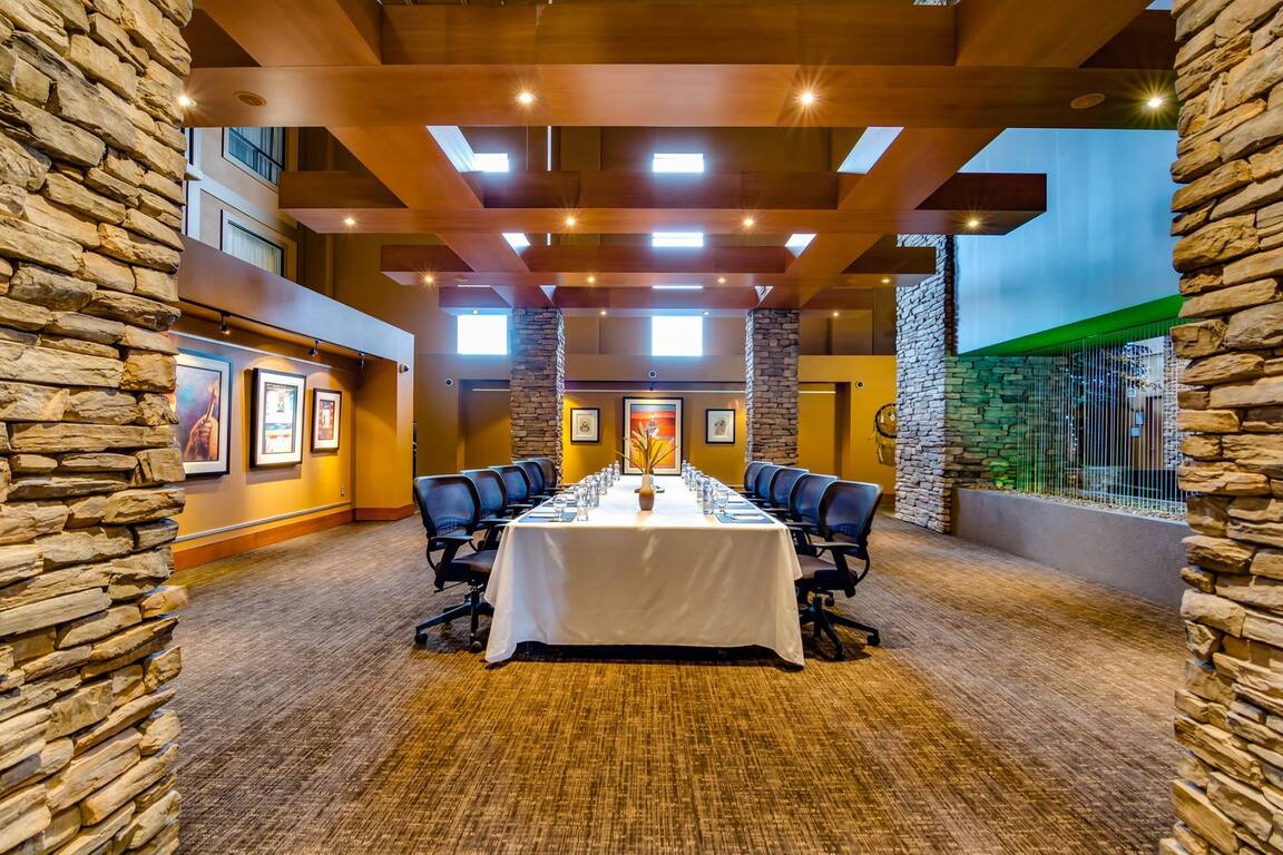 Sawridge Inn