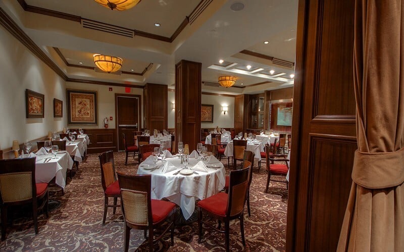 Ruth’s Chris Steak House Edmonton - Venue - Edmonton - Weddinghero.ca