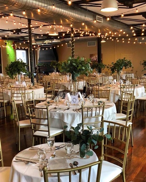 Restaurant L'Ambroisie Venue Montreal Weddinghero.ca