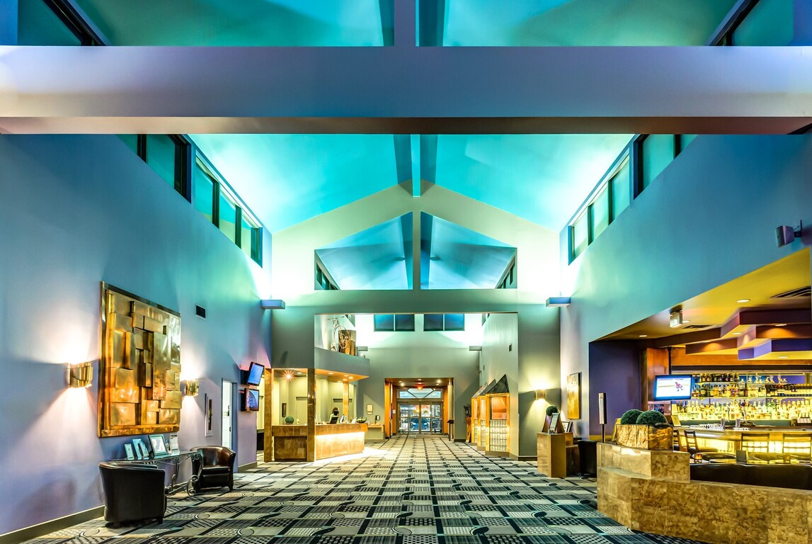 Royal Hotel West Edmonton