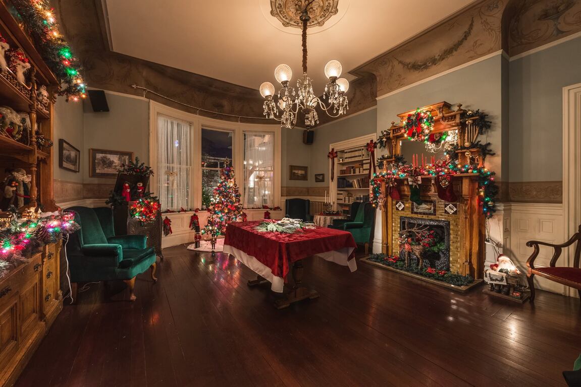 Huntingdon Manor Hotel