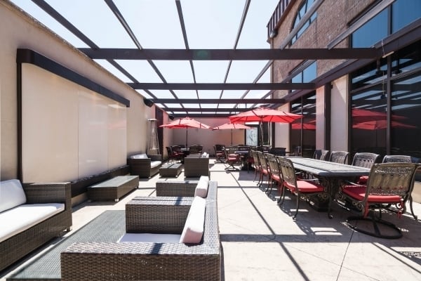 17 Steakhouse and Bar