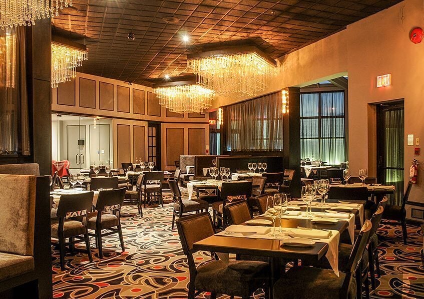 17 Steakhouse and Bar