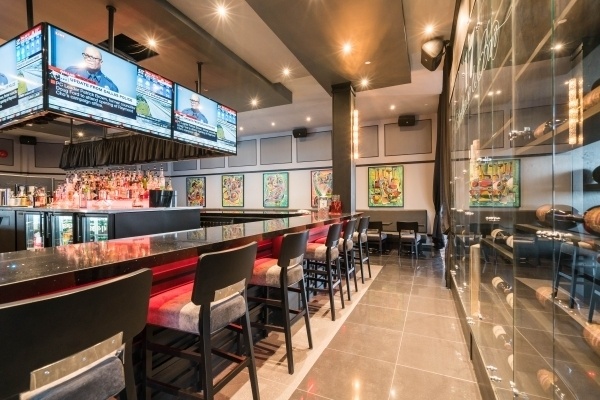 17 Steakhouse and Bar