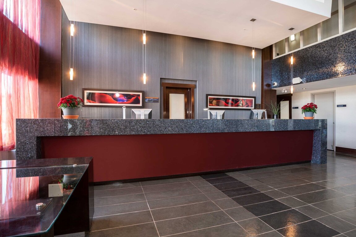Sandman Hotel Suites Winnipeg Airport