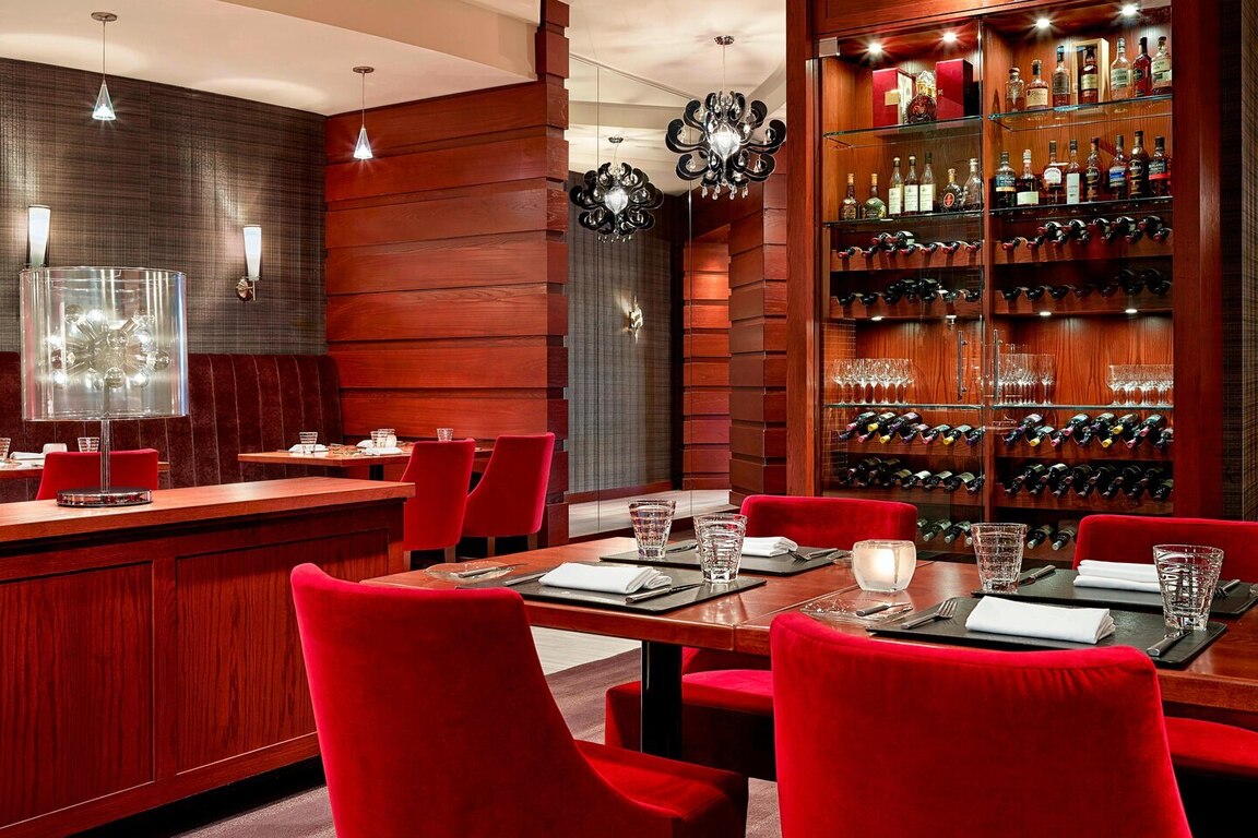 Sheraton Cavalier Calgary Hotel