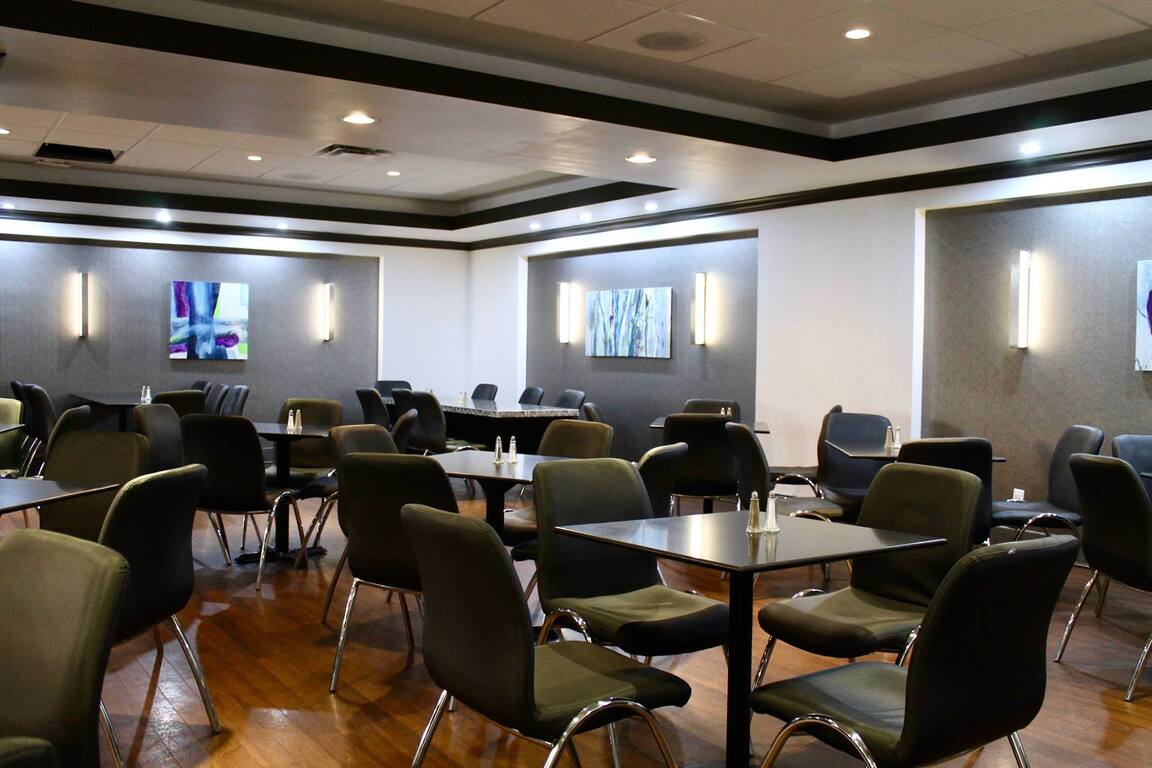 Best Western Plus Village Park Inn