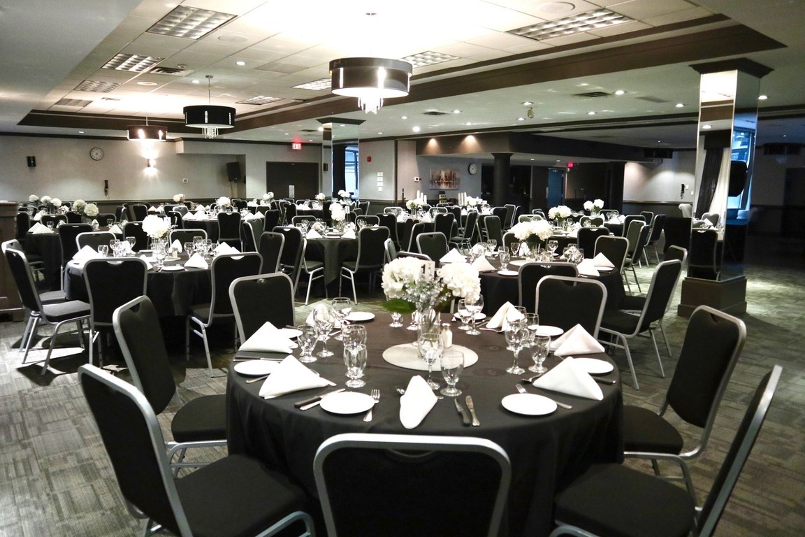 Best Western Plus Village Park Inn