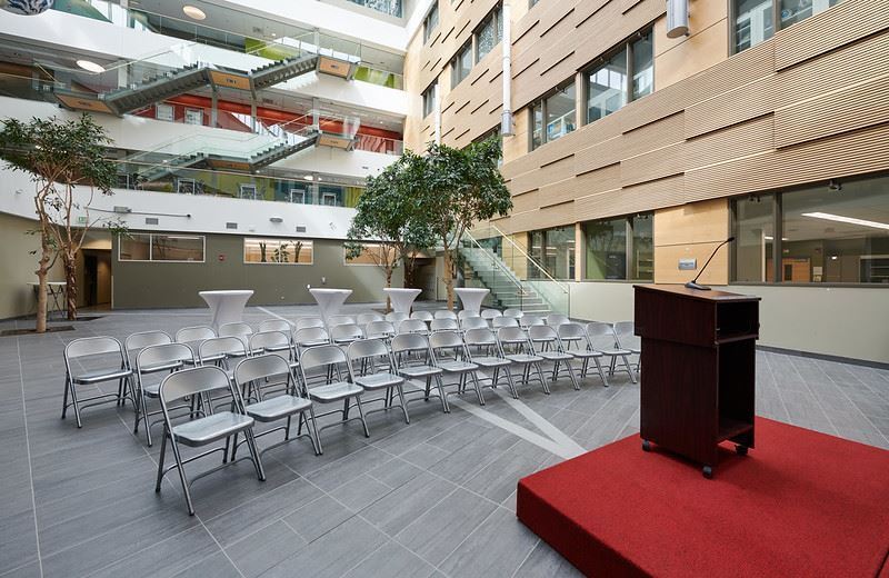 The University of Winnipeg