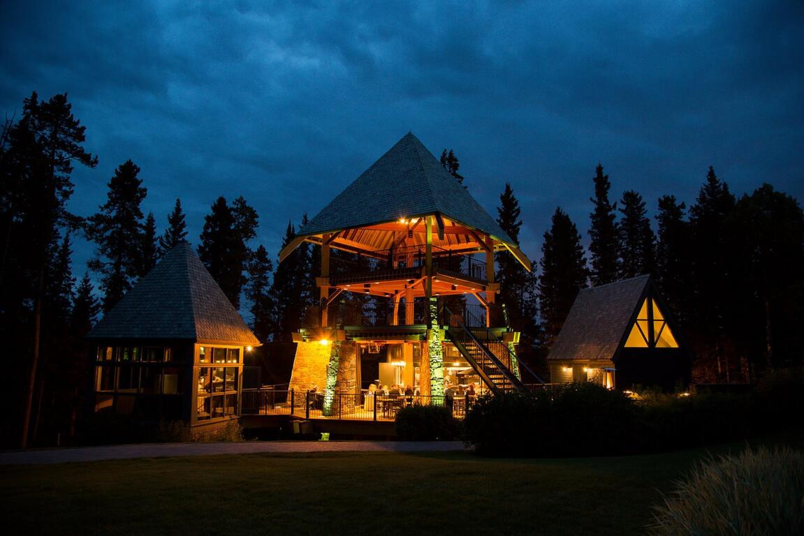 Azuridge Estate Hotel