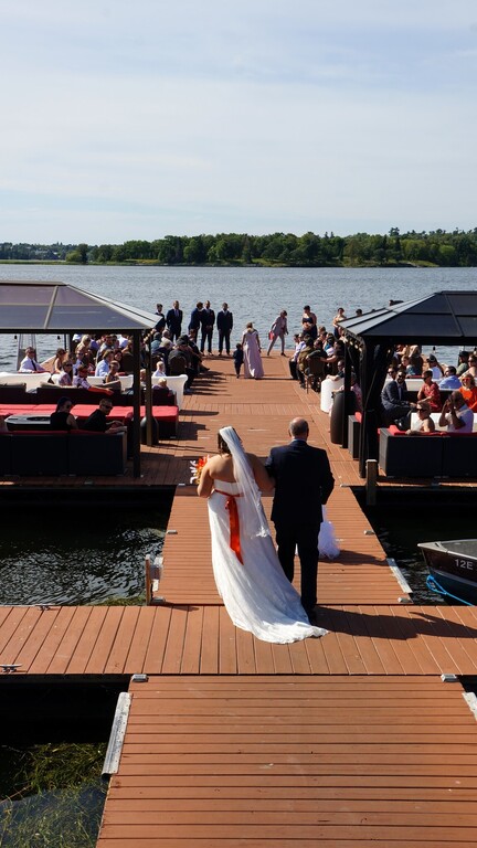 Lakeside Inn Weddings