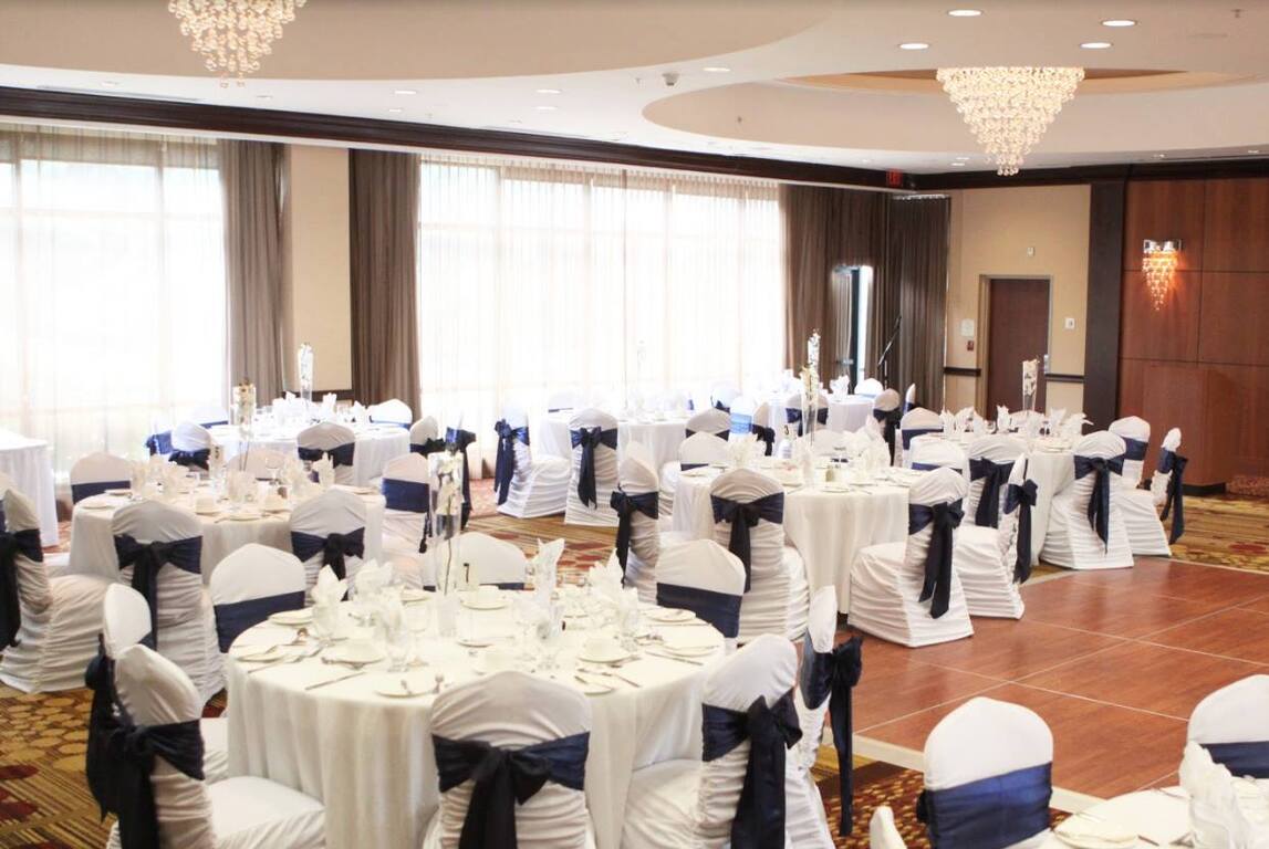 Courtyard by Marriott Hamilton Hotel