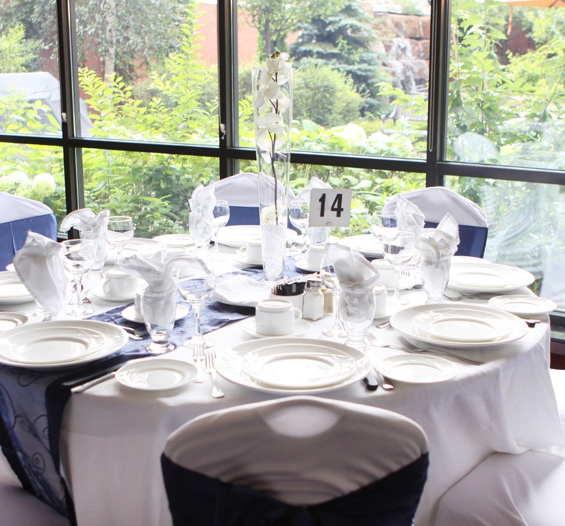 Courtyard by Marriott Hamilton Hotel