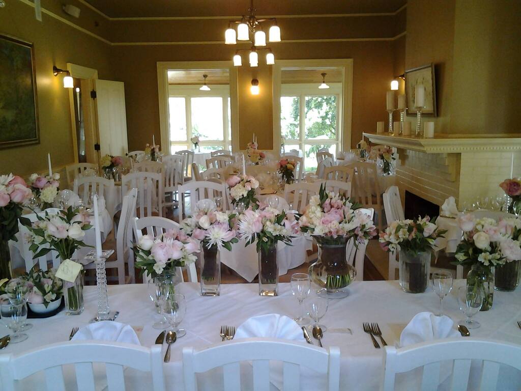 Guisachan House Restaurant - Venue - Kelowna - Weddinghero.ca