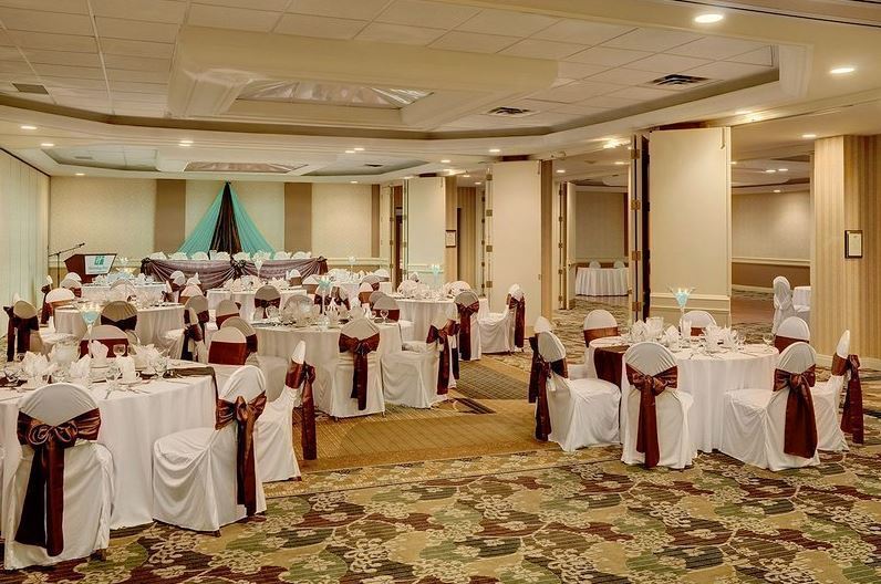 Holiday Inn Hotel and Suites Oakville