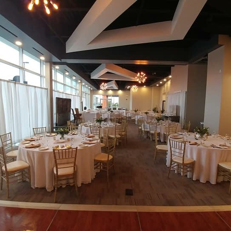 Coast Nisku Inn and Conference Centre