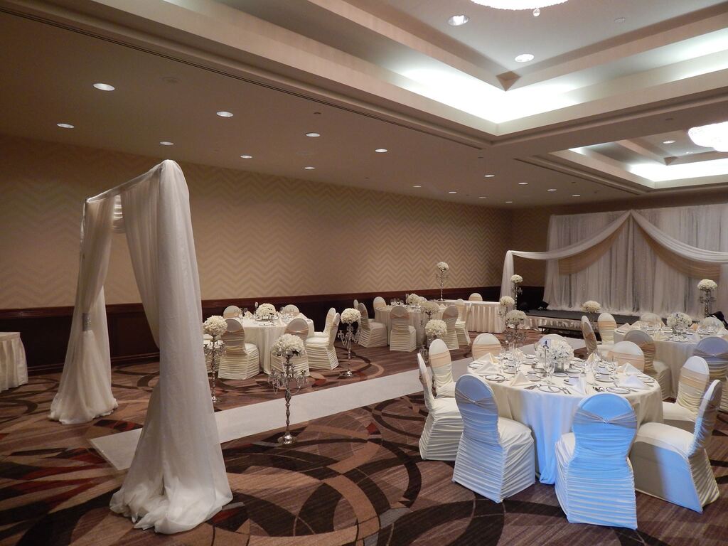Sheraton Suites Calgary Eau Claire