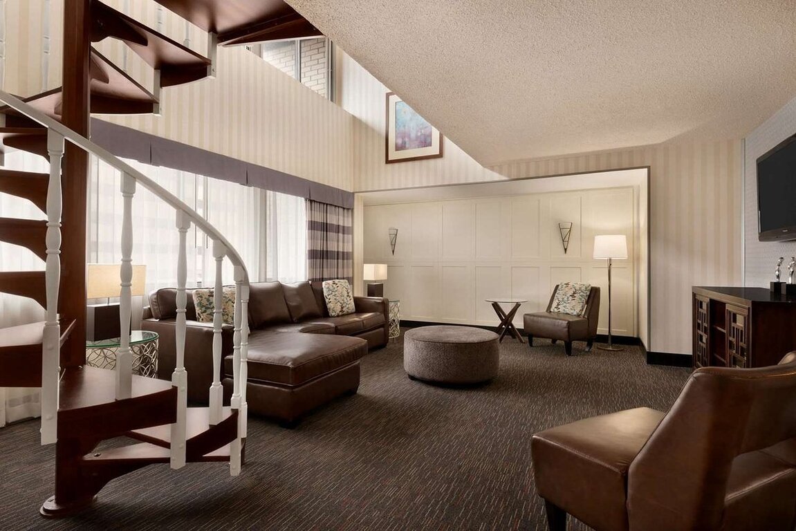 Ramada Plaza Regina Downtown