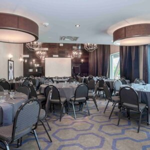 Sandman Signature Kamloops Hotel