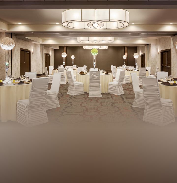 DoubleTree Toronto Airport West