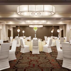 DoubleTree Toronto Airport West