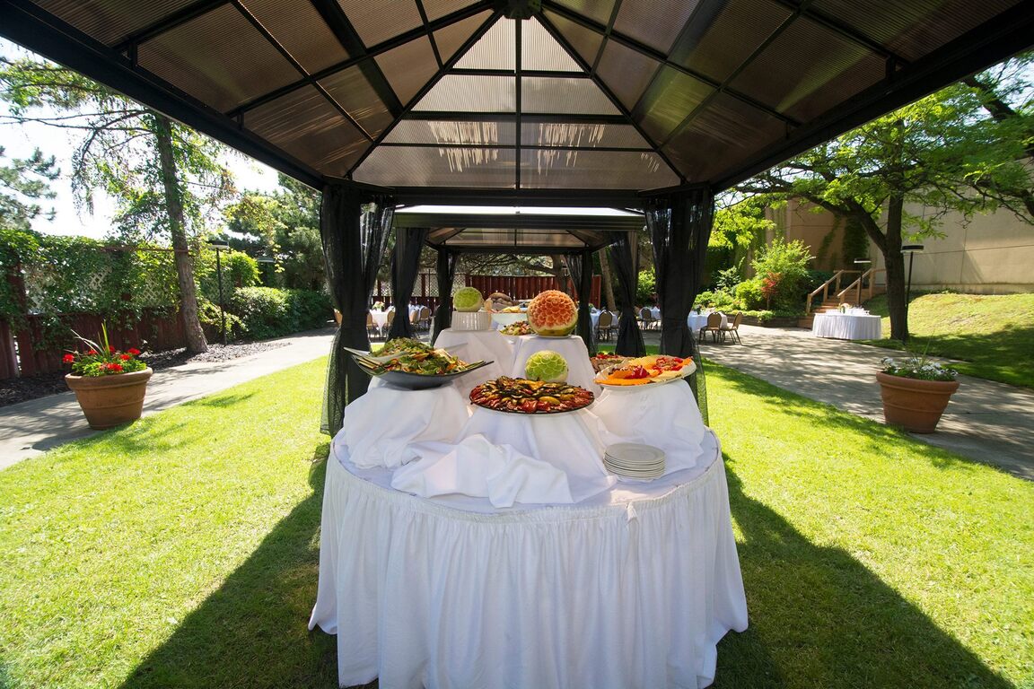 Four Points by Sheraton Toronto Airport