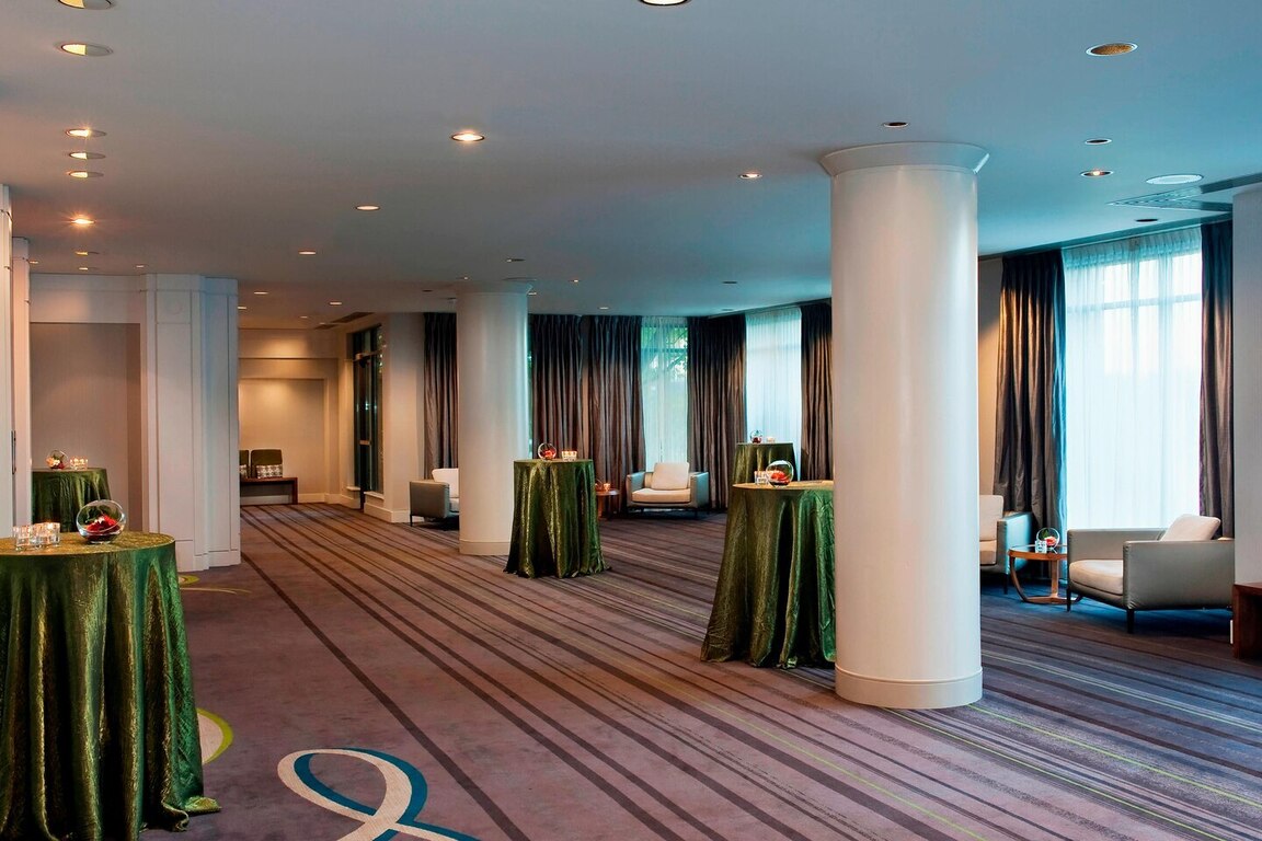 Delta Victoria Ocean Pointe Resort