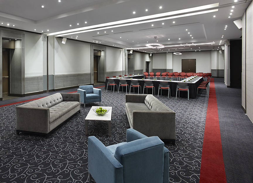 Pantages Hotel Downtown Toronto