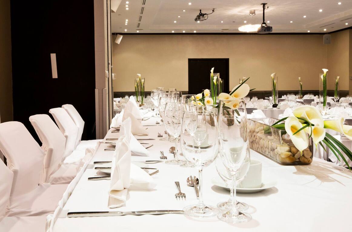 Pantages Hotel Downtown Toronto