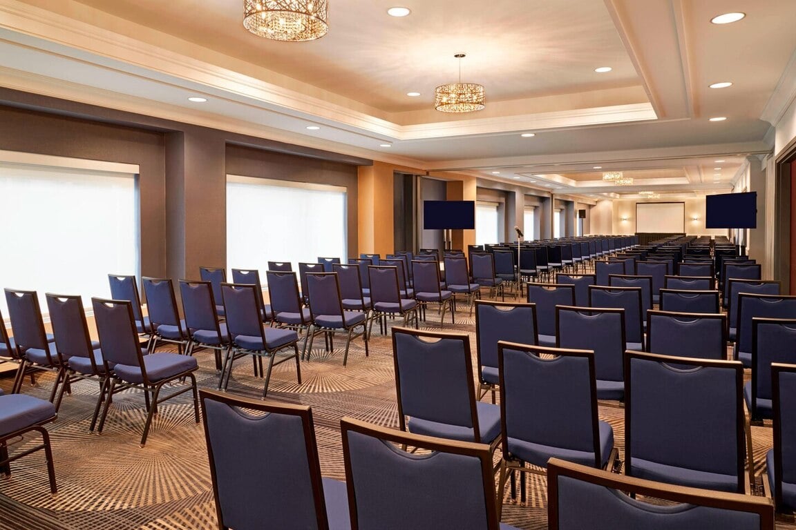 Courtyard By Marriott Toronto Downtown Venue Toronto Weddinghero Ca   Preview 1745 Z6tlOjIO 