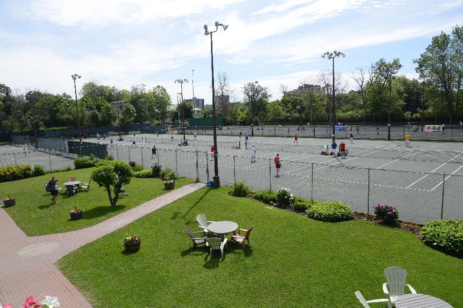 Ottawa Tennis and Lawn Bowling Club Venue Ottawa Weddinghero.ca