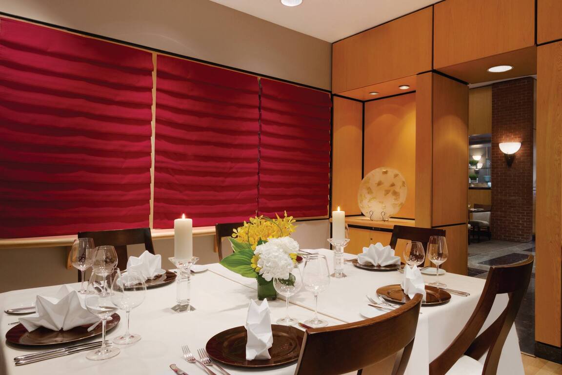 DoubleTree by Hilton Toronto Downtown