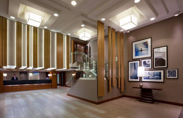 Holiday Inn Toronto Airport East