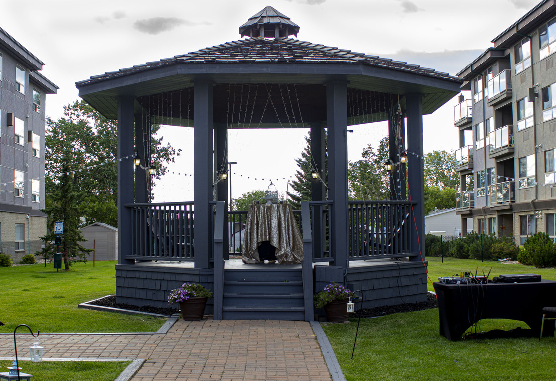 Sandman Hotel Suites and Spa Regina