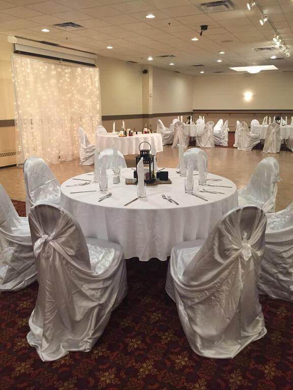 Days Hotel and Suites Lloydminster