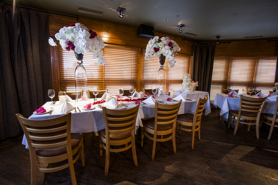 The Maple Leaf Grille