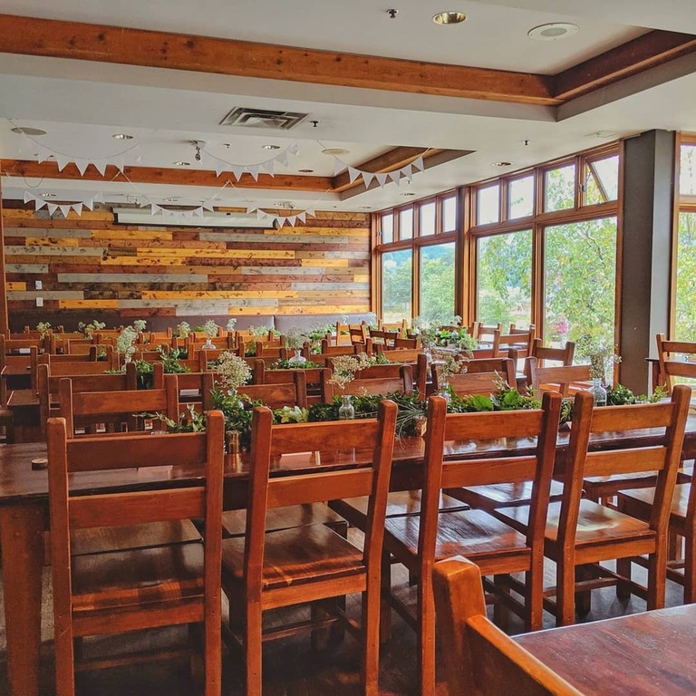 Howe Sound Inn Brewing Company Squamish