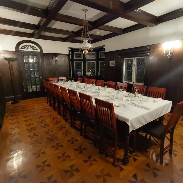 Leaside Suites and Executive Apartments