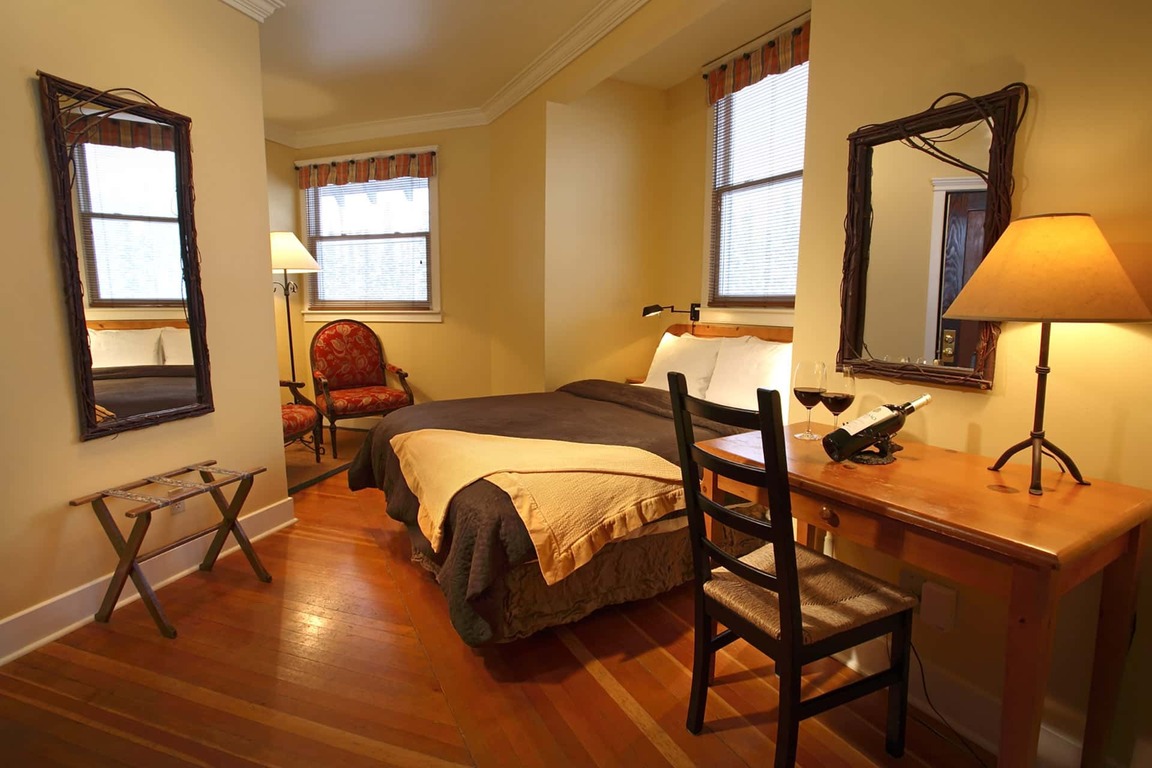 Buffalo Mountain Lodge