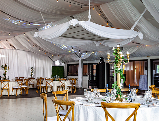 Chapiteau Le Cardinal