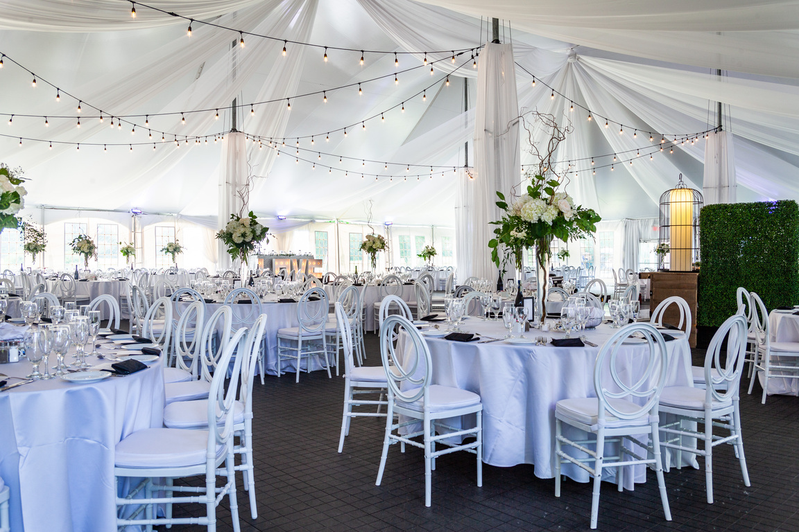 Chapiteau Le Monarque