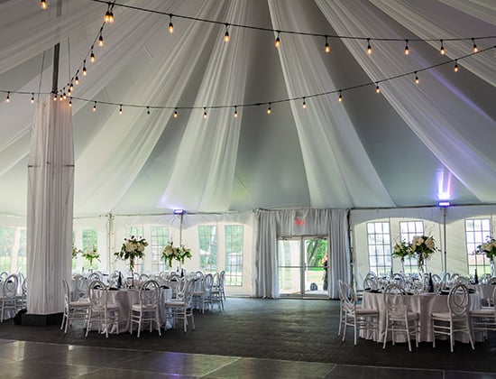 Chapiteau Le Monarque