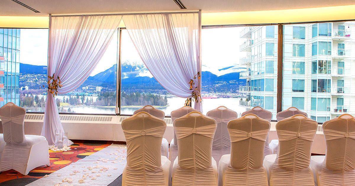 Pinnacle Hotel Harbourfront